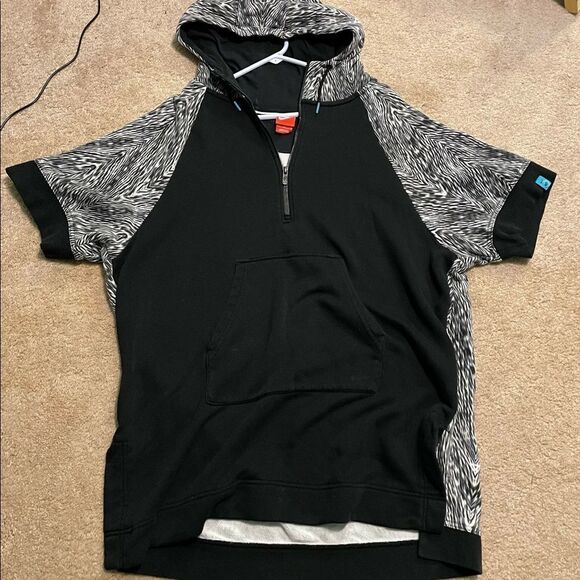 Nike Tops - Nike sportswear N7 poncho hoodie. Large
